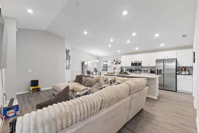 Photo - 2172 Desert Rose Dr House