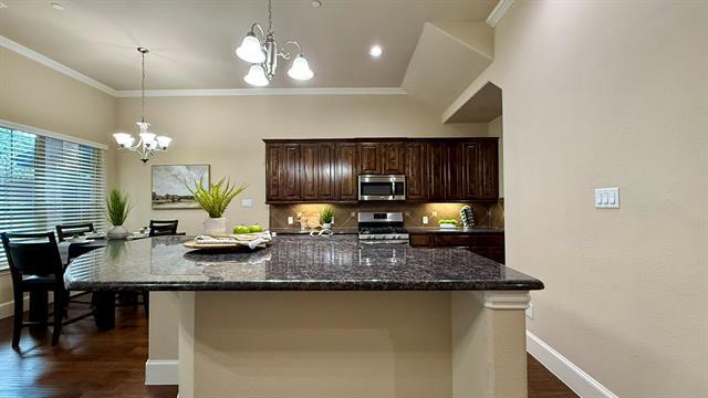 Foto del edificio - 6103 Eagle Nest Dr