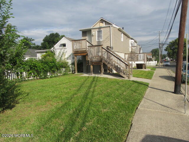 Building Photo - 126 Maple Ave