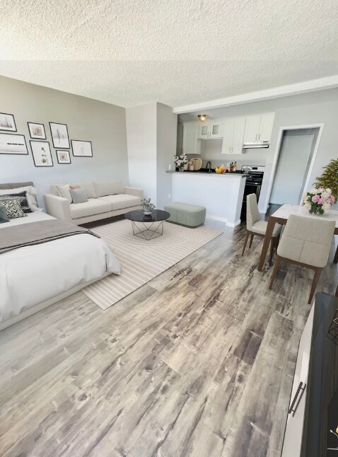 Foto del edificio - Jordan Court LLC - 6555 La Mirada Ave Los ...