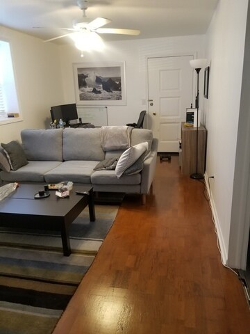 Foto del edificio - 4025 N Leavitt St