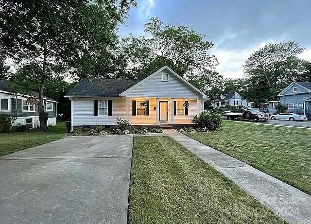 Primary Photo - 501 S South St