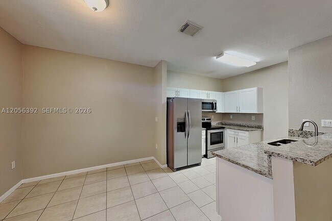 Foto del edificio - 6356 SW 165th Pl
