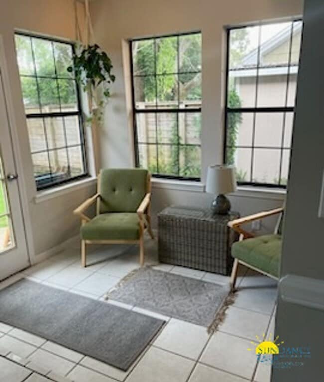 Foto del edificio - Gorgeous 3 Bedroom Ranch Style Home in Destin