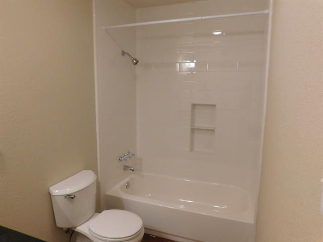 Foto del edificio - 1511 Grantbrook Ln