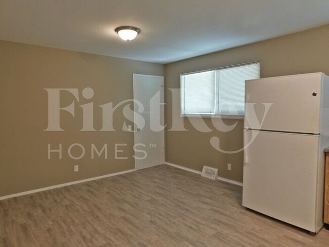 Building Photo - 1757 Keelen Dr