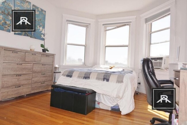 Building Photo - 1 bedroom in Boston MA 02215