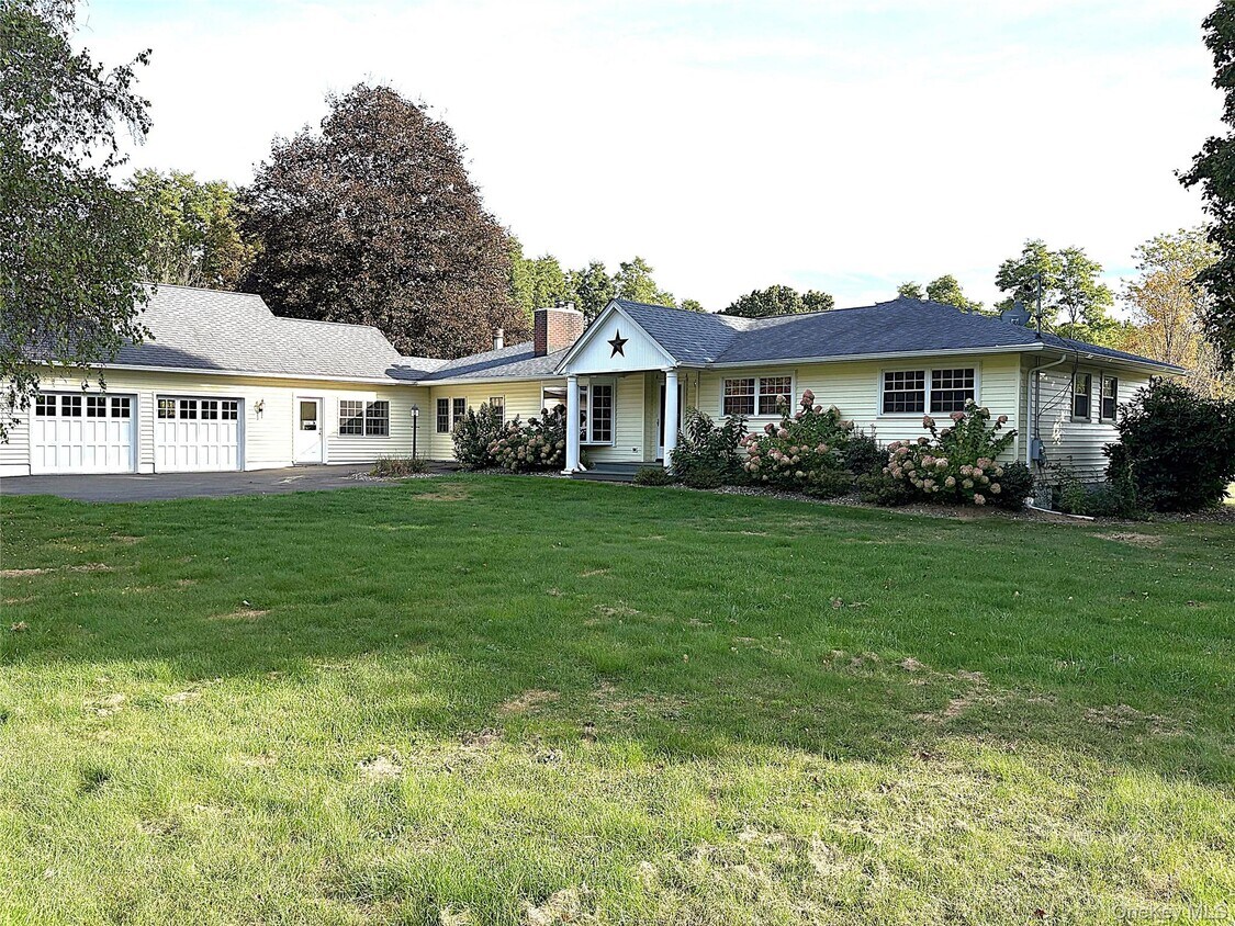 Foto principal - 886 NY-199