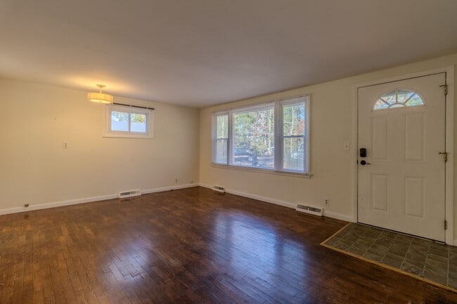 Foto del edificio - Classic Ranch Just Minutes from TC’s Best