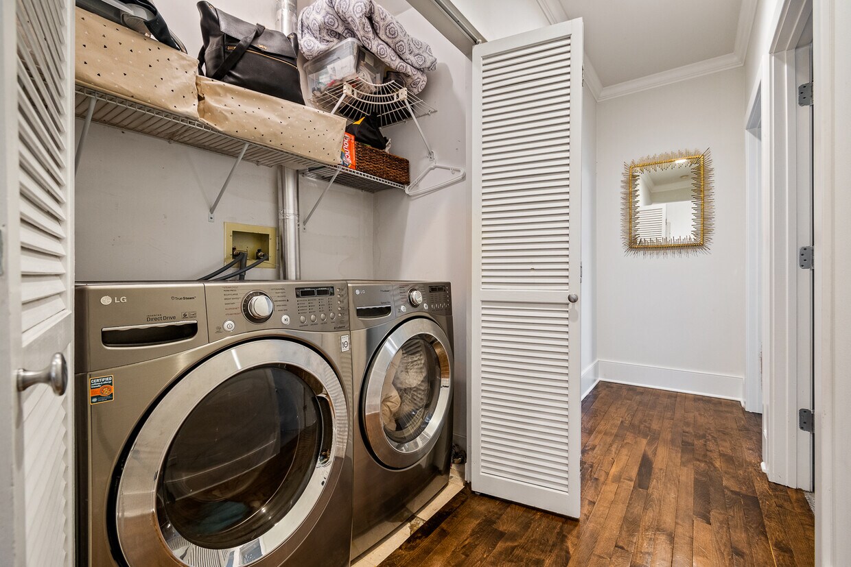Foto principal - 1222 N Wolcott Ave