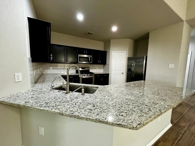 Building Photo - 5443 Redwood Summit Ln