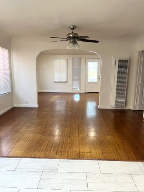 Foto del edificio - 1815 W 66th St
