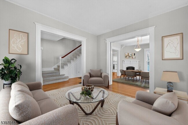 Foto del edificio - 94 Midland Ave