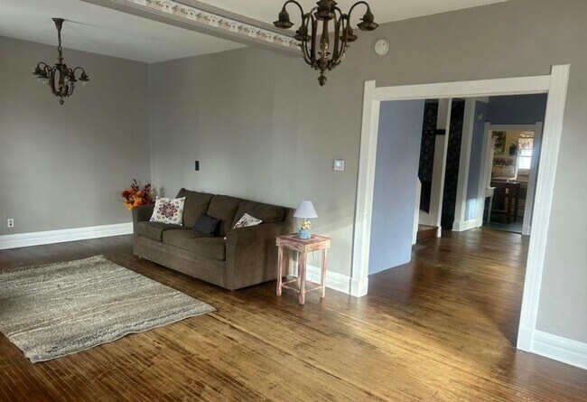 Foto del edificio - 3 Bed 1 Bath