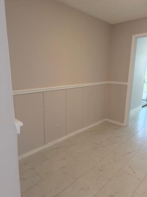 Foto del edificio - 9448 Saddlebrook Dr