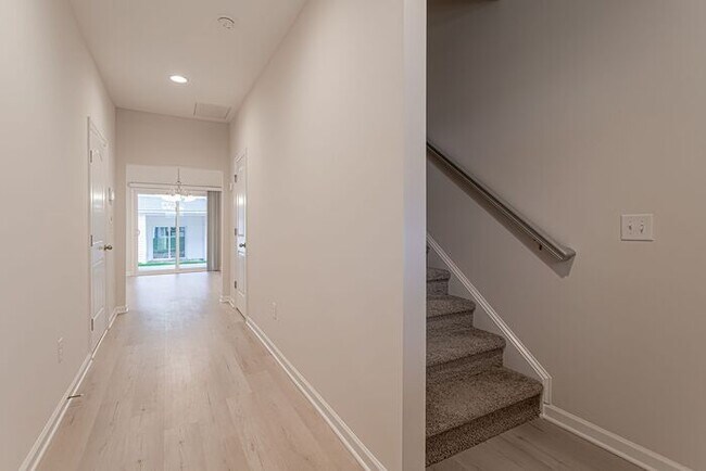 Foto del edificio - Brand New Townhome Off of Suber Rd Greer