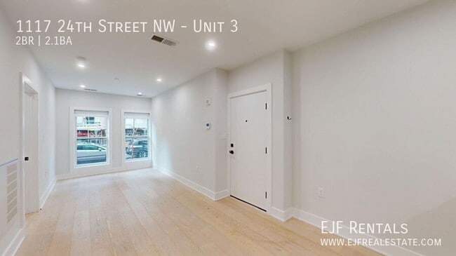 Building Photo - 1117 24th St NW