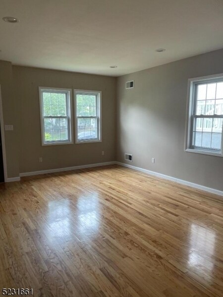 Building Photo - 8 Washburn Pl