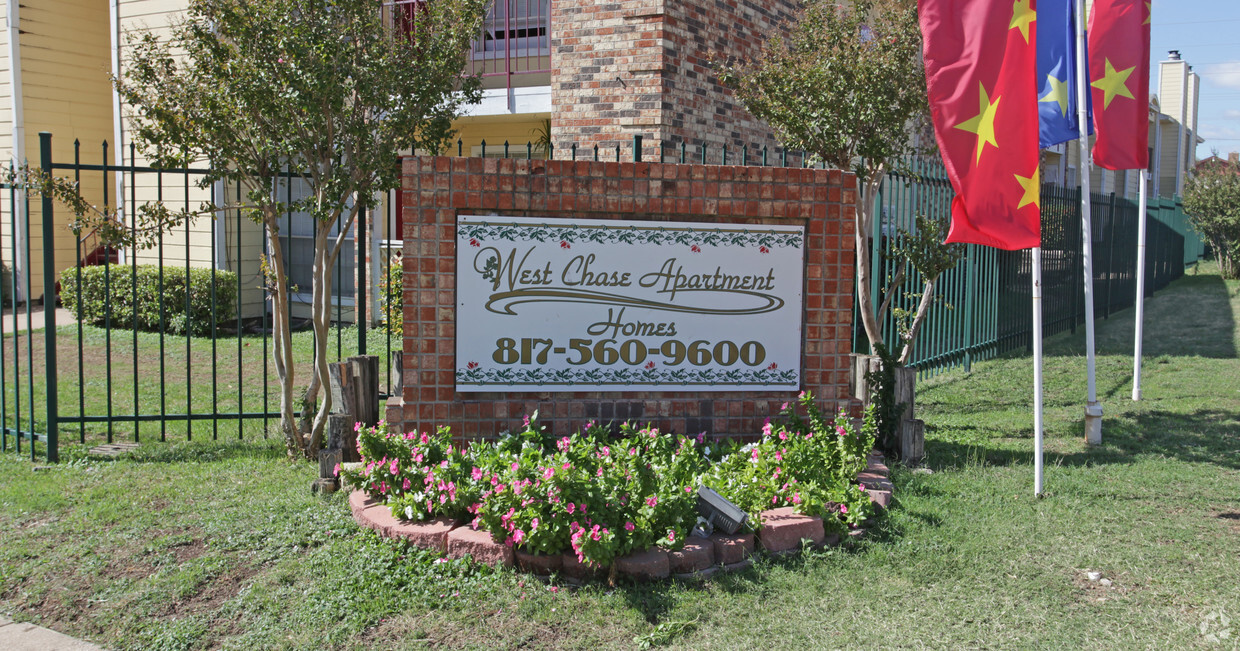 Entrance - Westchase Apartment Homes