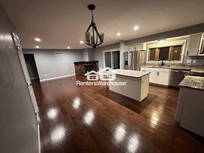 Foto del edificio - Nice Ranch Home in Chesterfield - move in ready!  Rent reduction if no pets