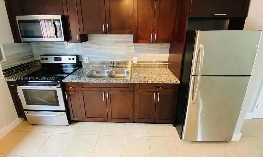 Foto principal - 1467 NW 53rd St
