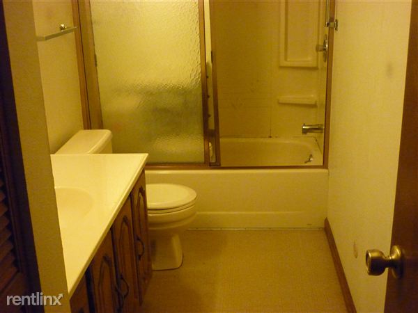 Building Photo - 2222 Potts Ln