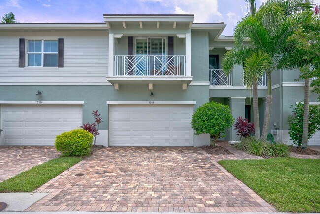 Building Photo - 5208  Cambridge Court  Palm Beach Gardens ...