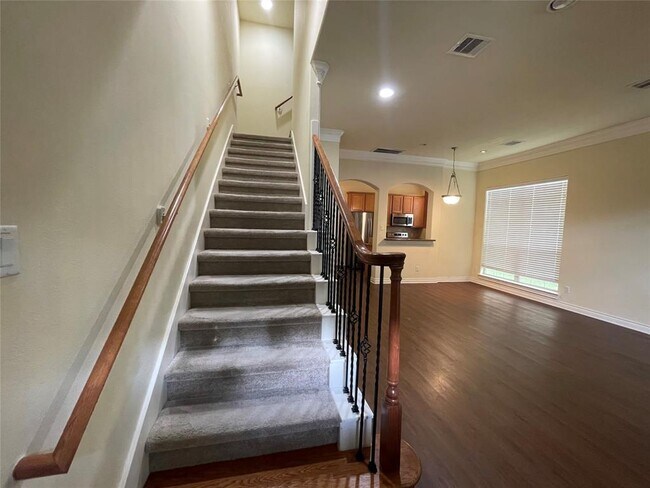 Foto del edificio - 9041 Creekstone Lake Dr