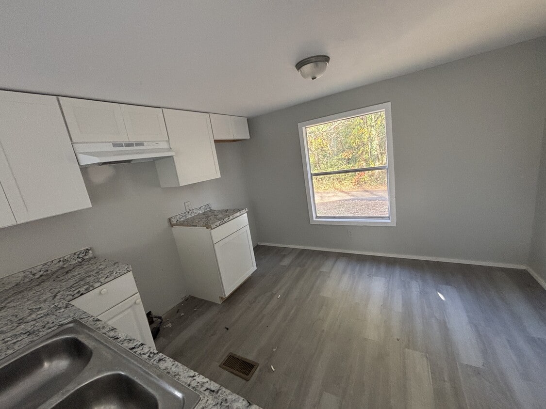 Foto principal - 40 Mcilwain Rd