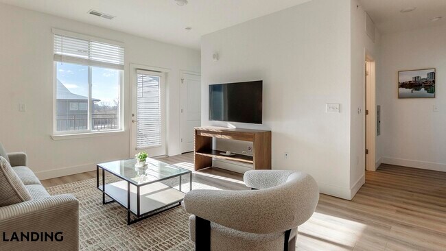 Foto del edificio - 10670 Jake Jabs Blvd