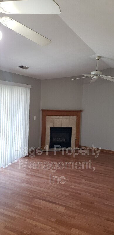 Building Photo - 1040 Minns Dr