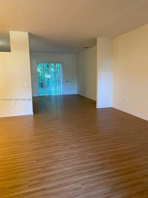 Foto del edificio - 2530 Dunwoodie Pl