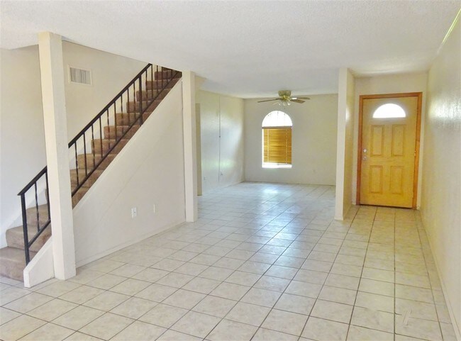 Building Photo - 2490 W Yowell Ct