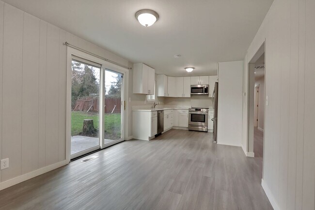Foto del edificio - Remodeled Lacey Rambler