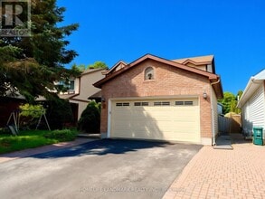 Building Photo - 8 Opal Ln