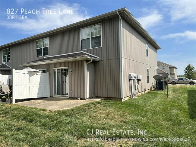 Building Photo - 827 SW Peach Tree Ln