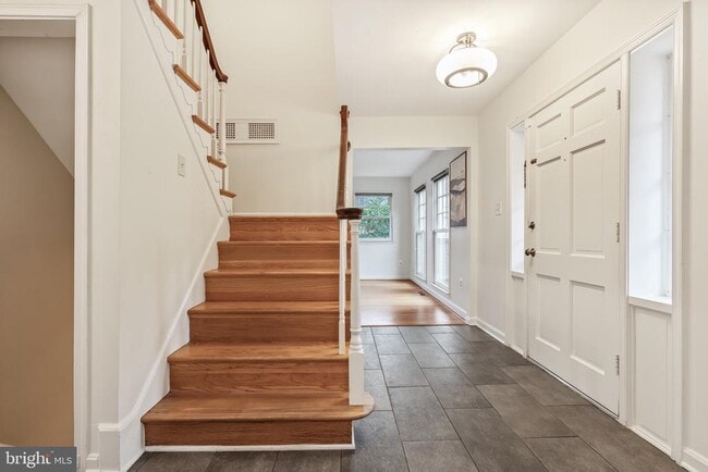 Foto del edificio - 3116 Wynford Dr