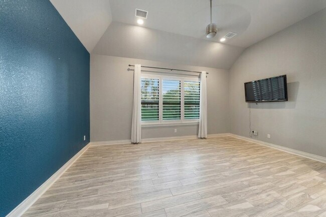 Foto del edificio - 199 Springs Edge Dr