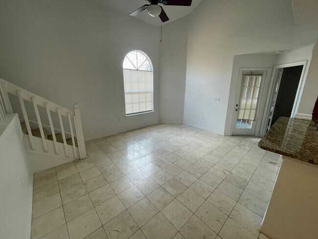 Foto del edificio - 409 Fountainhead Cir