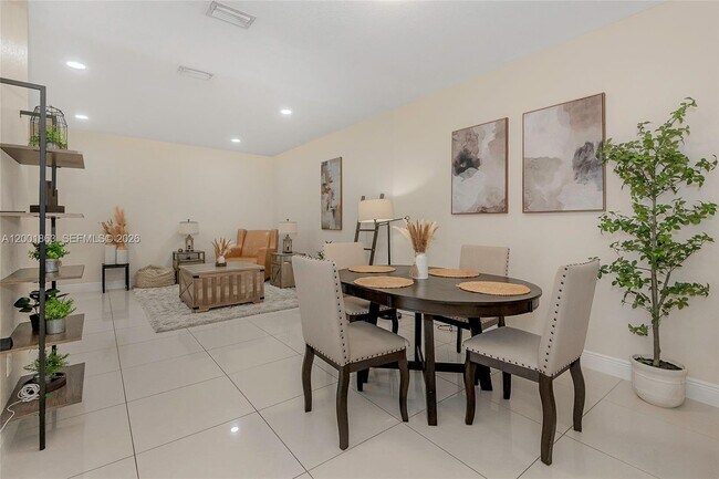 Building Photo - 4020 SW 157th Ave