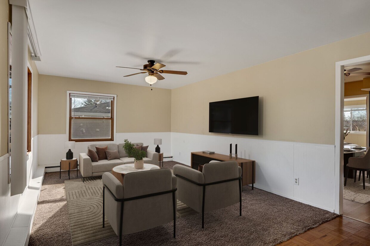 Foto principal - 526 8th Ave S