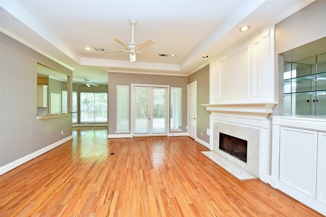 Foto del edificio - 5830 Hornwood Dr