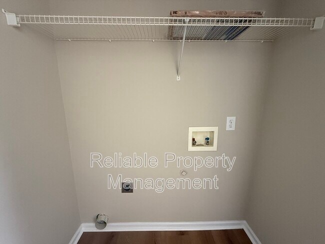 Foto del edificio - 420 E Rose St