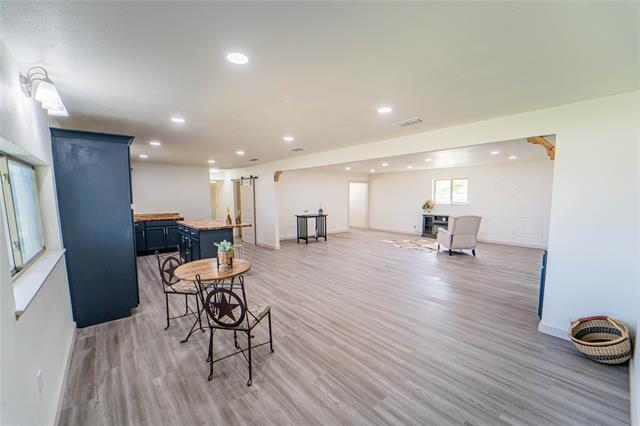 Building Photo - 8313 CR 313