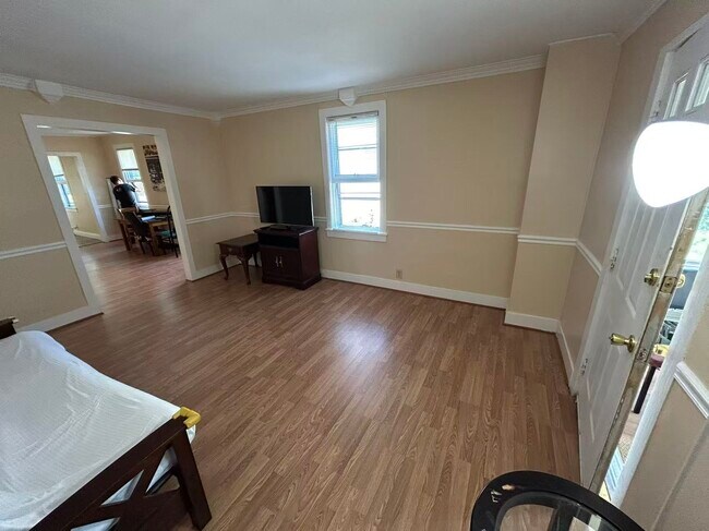 Sala de estar - 316 S Plain St
