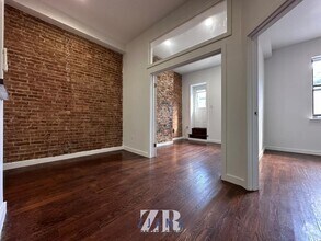 Building Photo - 946 Fulton St