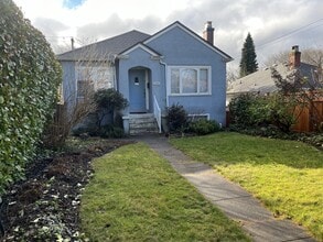 Building Photo - 2586 W 12th Ave