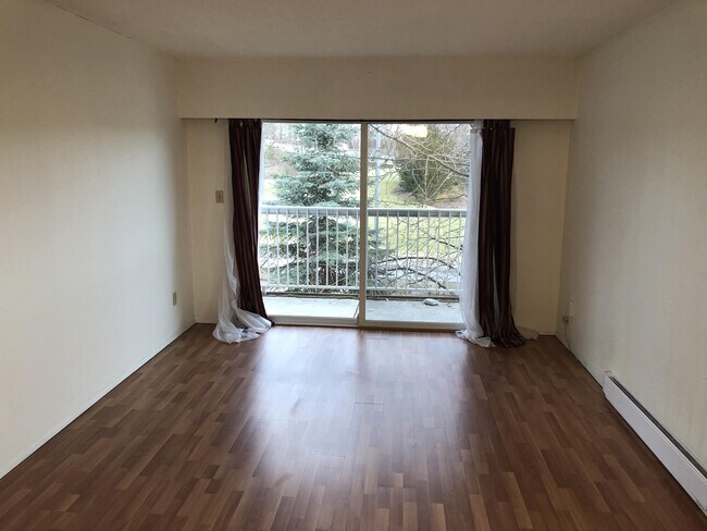Photo du bâtiment - 1830 17th Ave