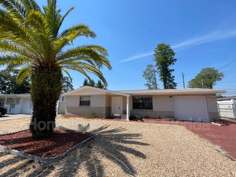Primary Photo - 4717 Phoenix Ave
