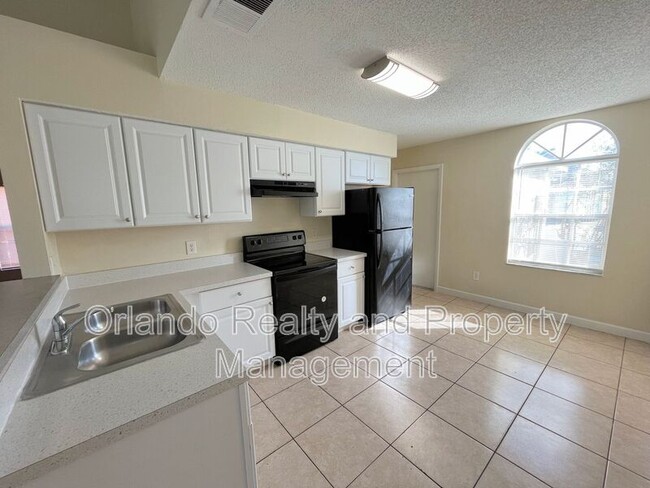 Building Photo - 618 Greys Ferry Rd